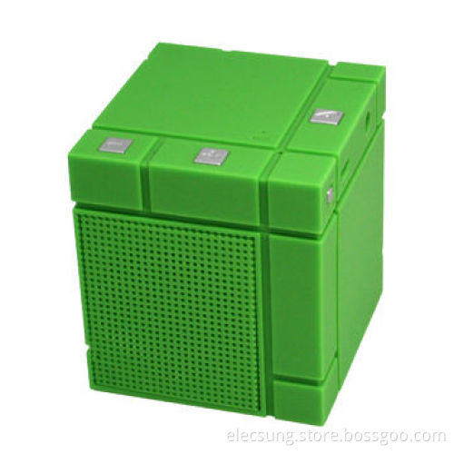 Portable Bluetooth Speaker for Smartphones, with FM Radio, Aux-input, Crystal Box on Option